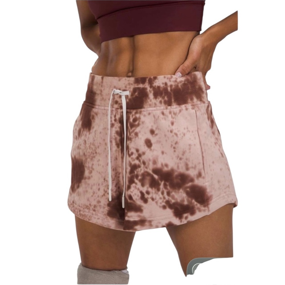 lululemon athletica Inner Glow Terry Shorts Marble Pink and Brown Size 6
